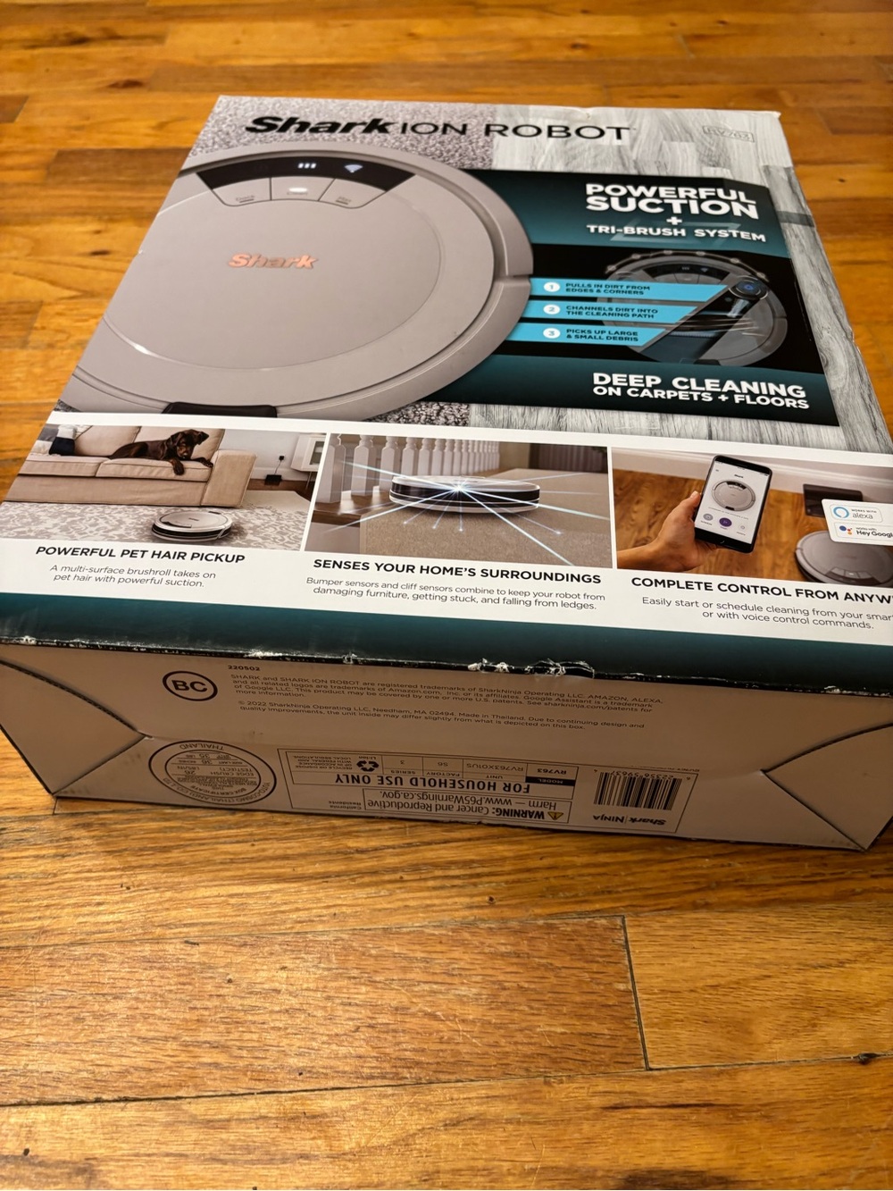 NEW SHARK Ion Robot Vacuum - Picture 3 of 7